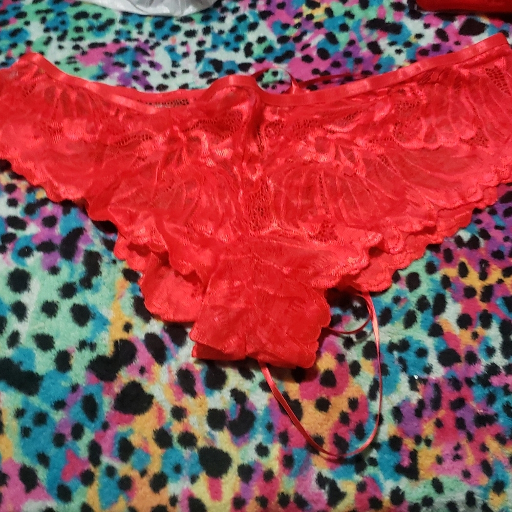 Lingerie set - Picture 2 of 4